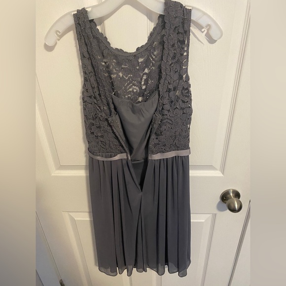 David’s Bridal cap sleeve lace dress - Picture 4 of 4